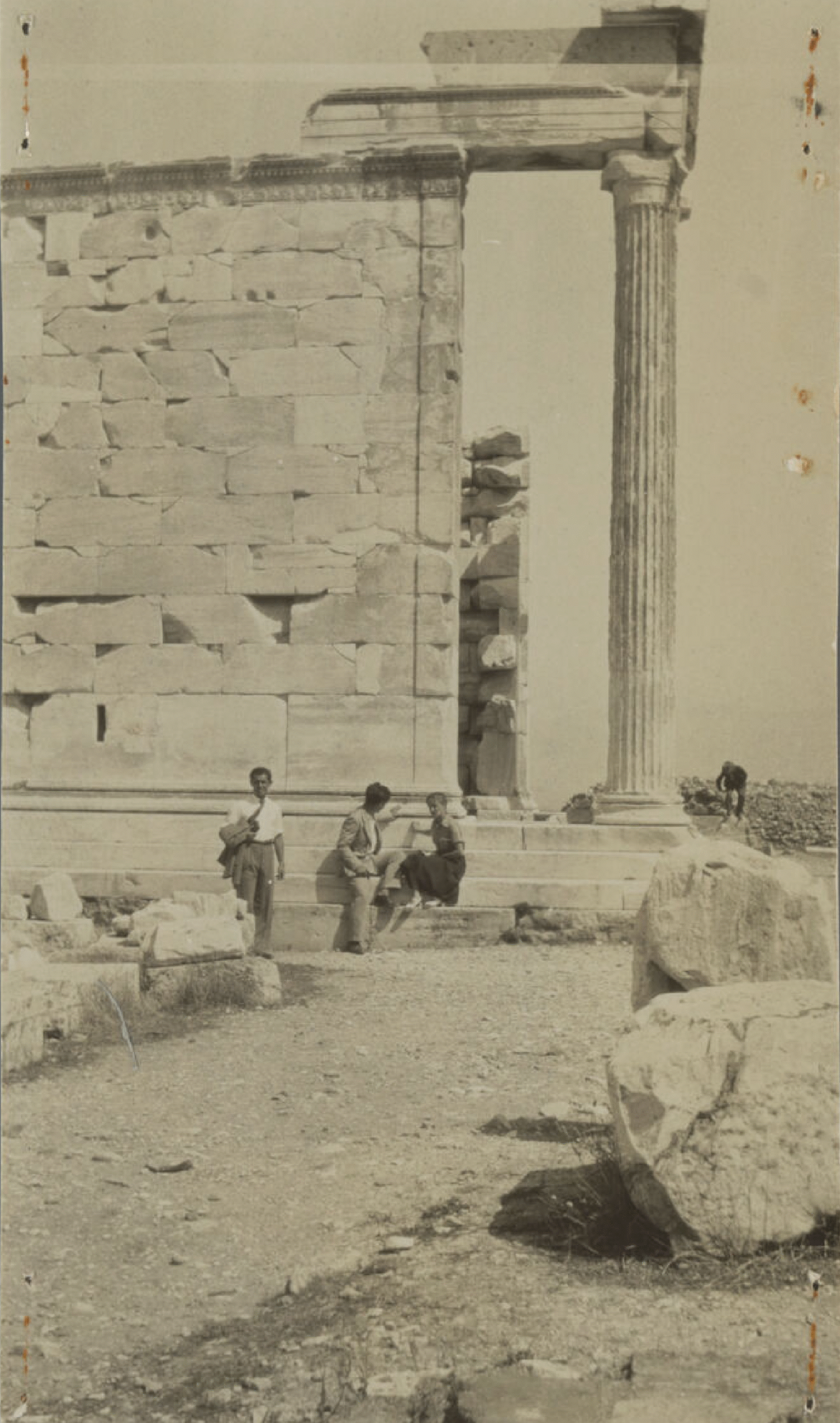 Site photograph of Athens with participants.